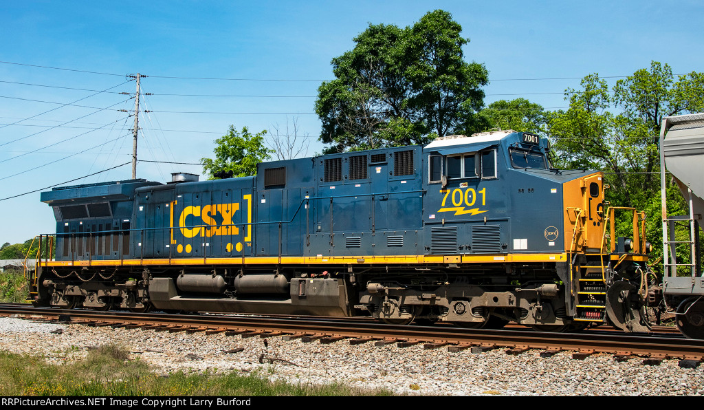 CSX 7001